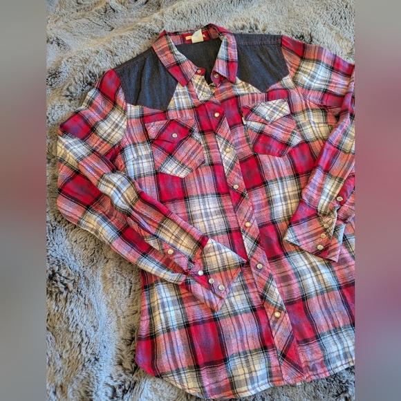 Levi's Shirt Womens Medium Red Plaid Cotton Flannel Pearl Snap Western Cowgirl - Picture 2 of 7